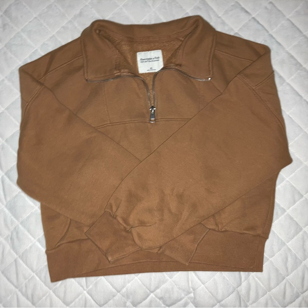 Abercrombie & Fitch Brown Quarter-Zip Sweater